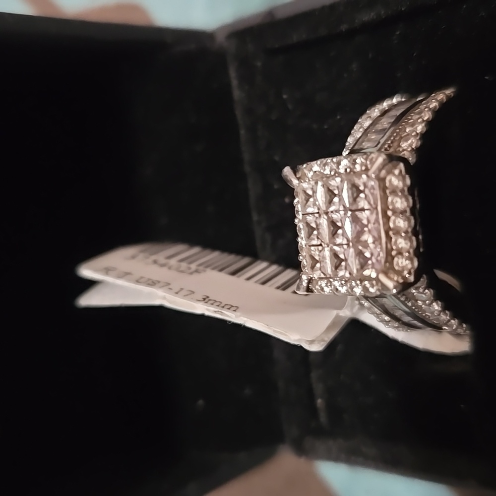 Sterling silver size 7 Engagement ring